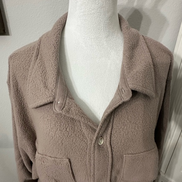 PINK - VS -Button-Up Shirt in Taupe - Picture 2 of 12